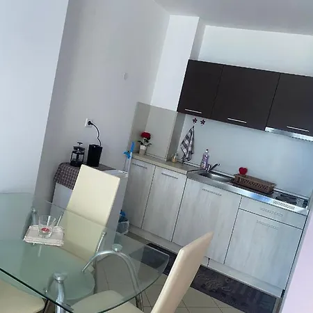 Apartamento Direkt Am Pool Pomorie