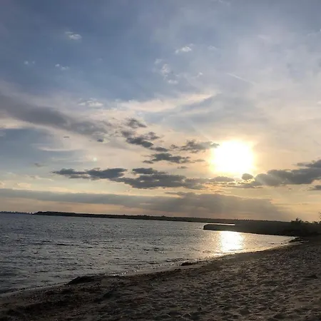 Direkt Am Pool Apartament Pomorie