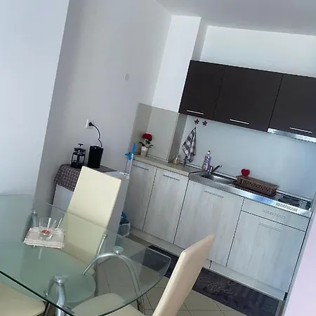 Apartman Direkt Am Pool Pomorie