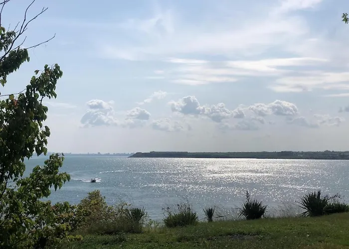 アパート Direkt Am Pool